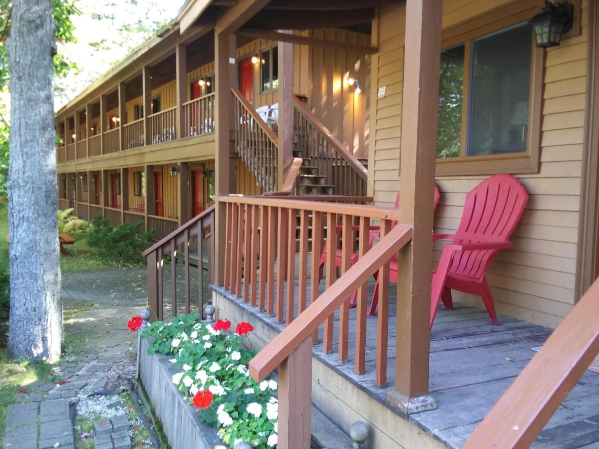 Wiscasset Woods Lodge Exterior photo