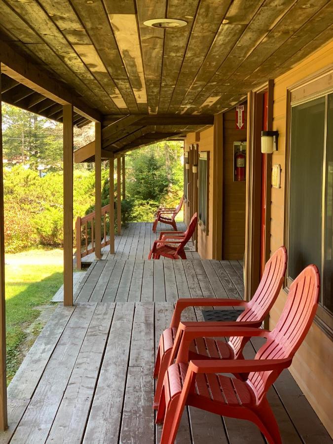 Wiscasset Woods Lodge Exterior photo